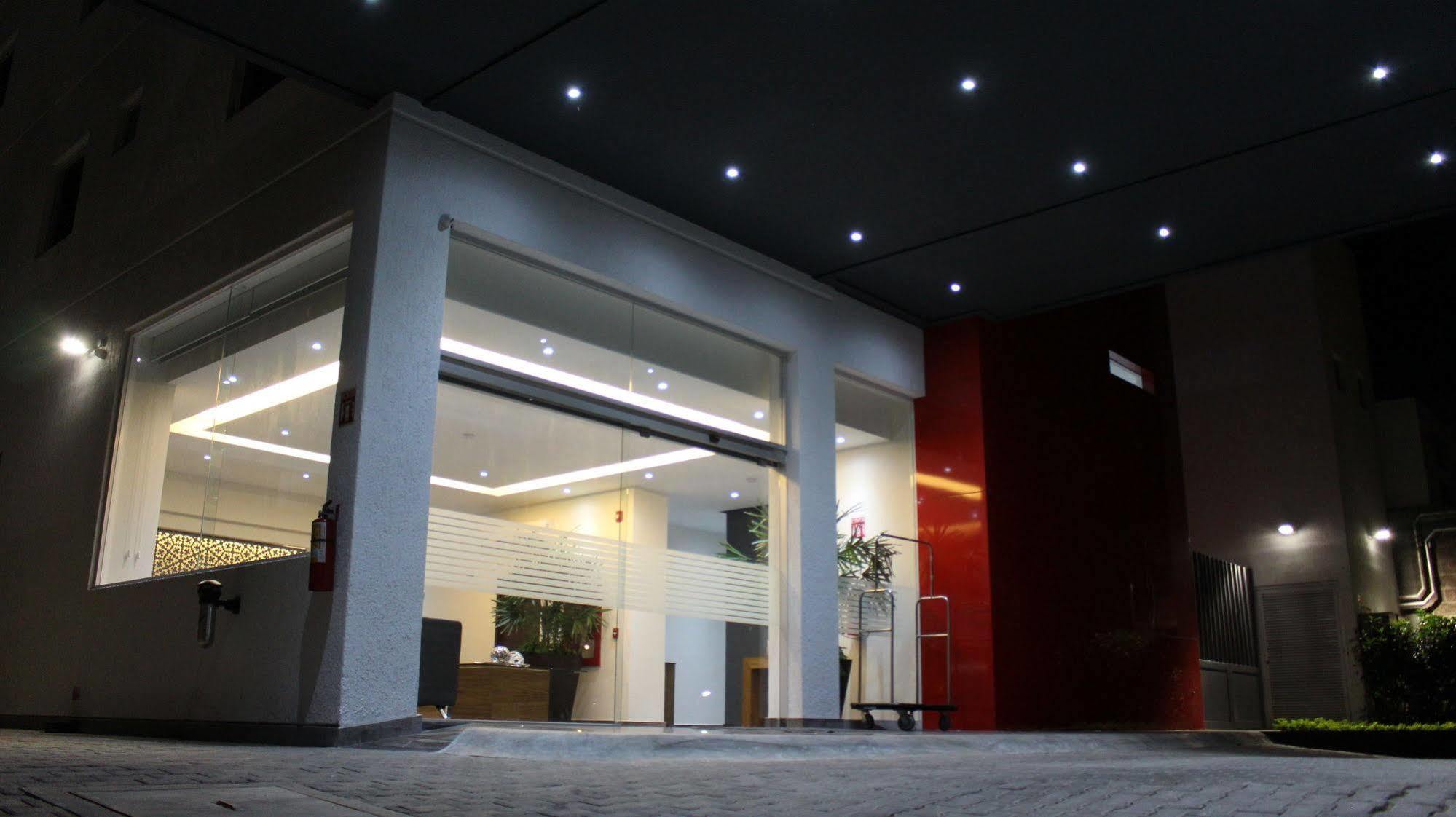 Eco Hotel Guadalajara Expo Exterior photo